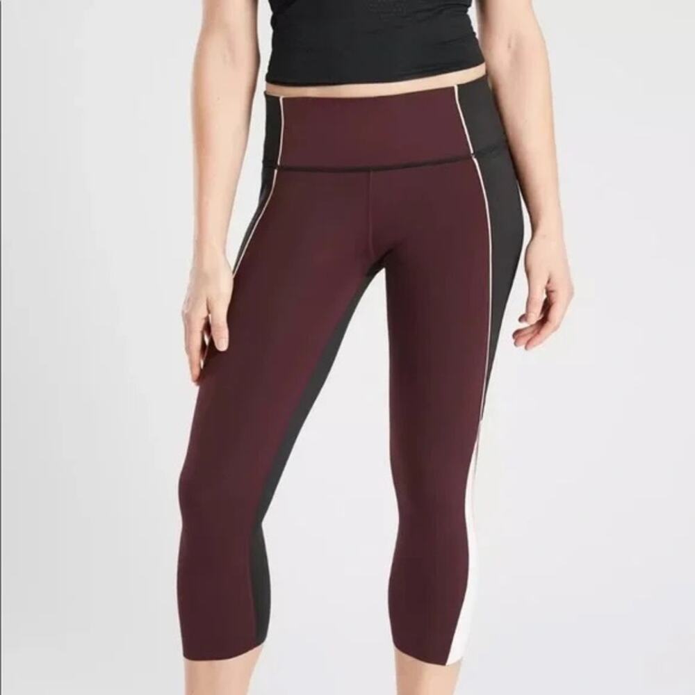 Athleta Velocity Burgundy Colorblock Capri Leggings Size Small